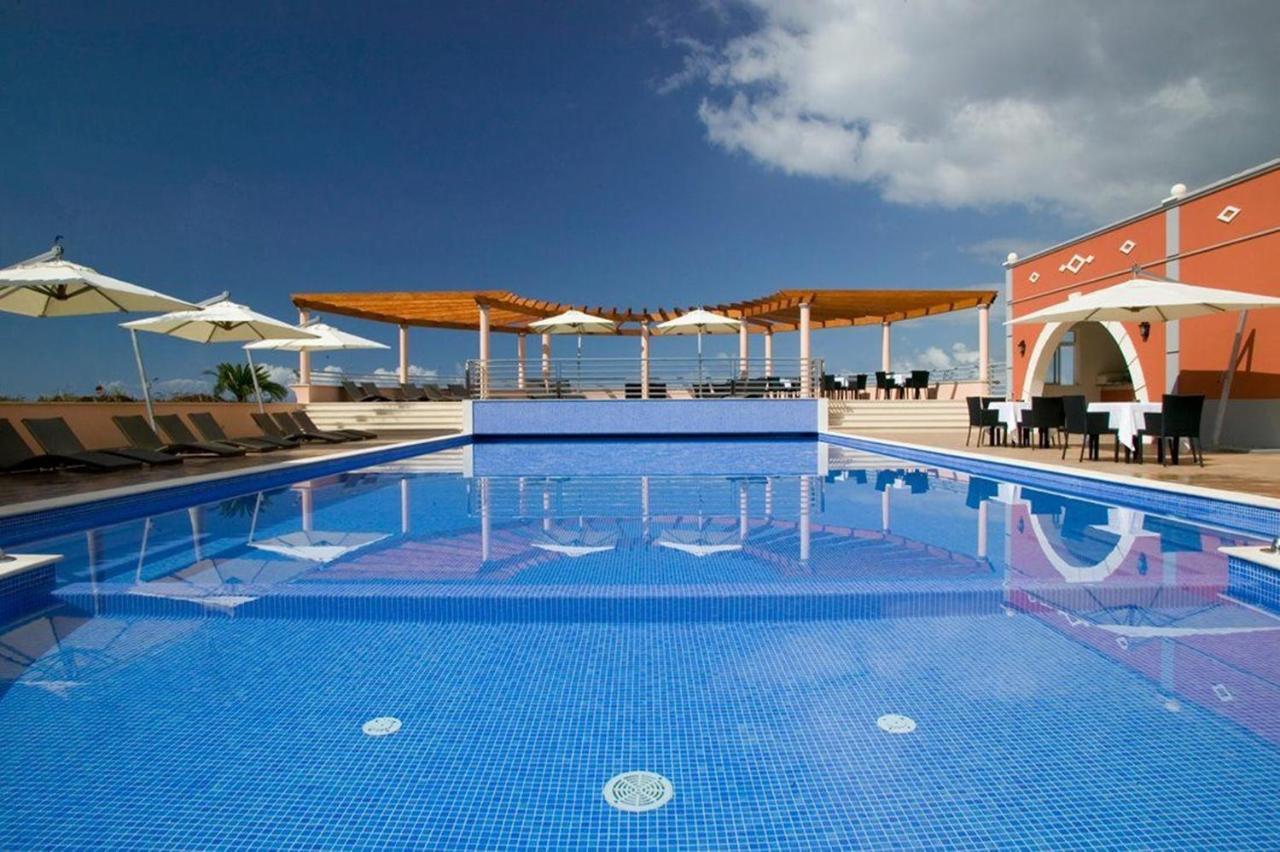 Villaer La Terrasse Palheiro Village With Private Pool By Hr Madeira